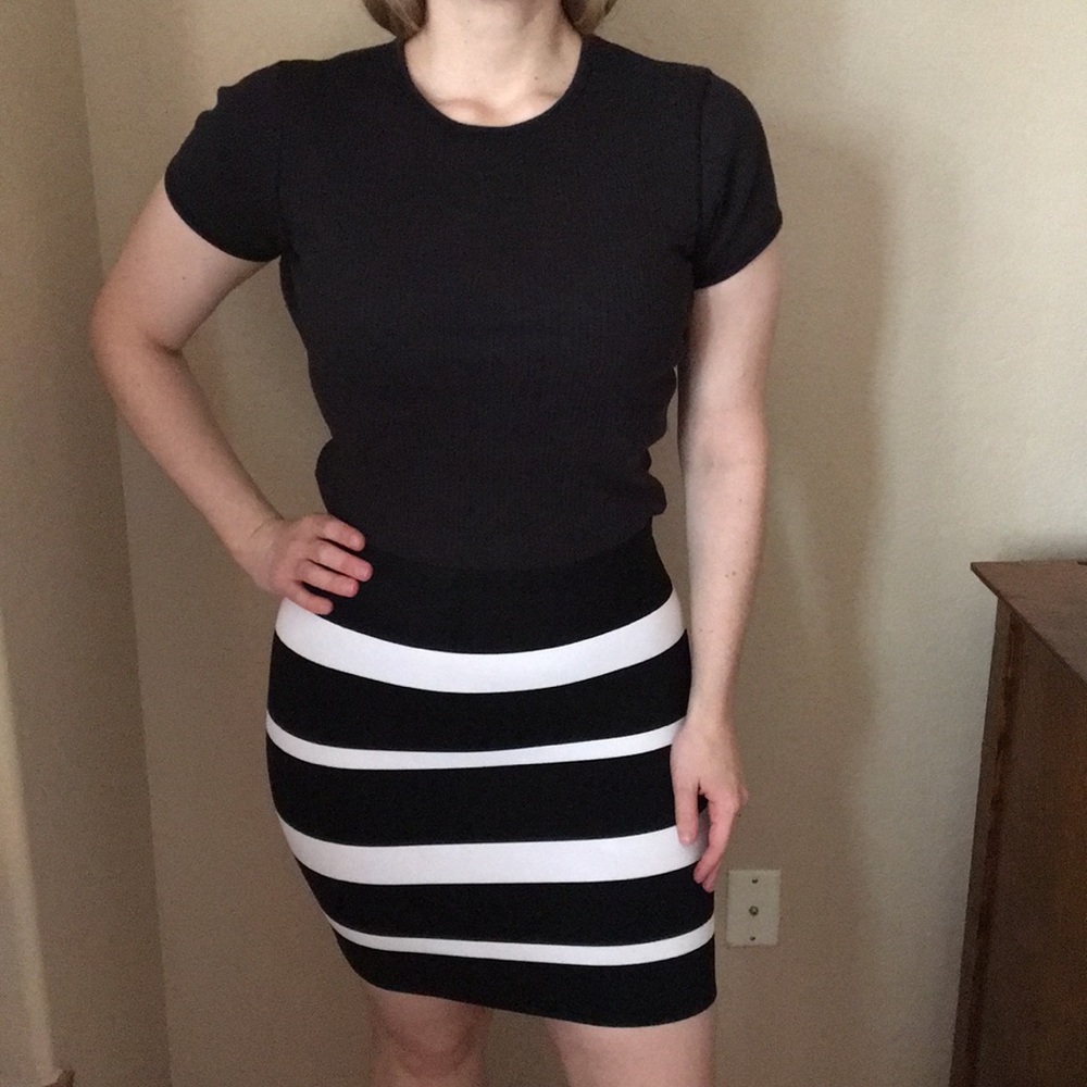 BCBGMaxAzria bandage style skirt